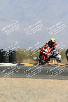 media/Oct-20-2024-CVMA (Sun) [[d4a3dff211]]/Race 9-Formulw LW Twins SHOOTOUT/